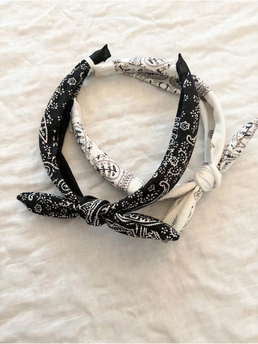 Claire’s Paisley Bandana Bow Headband Set NWT 2pc - Picture 2 of 9